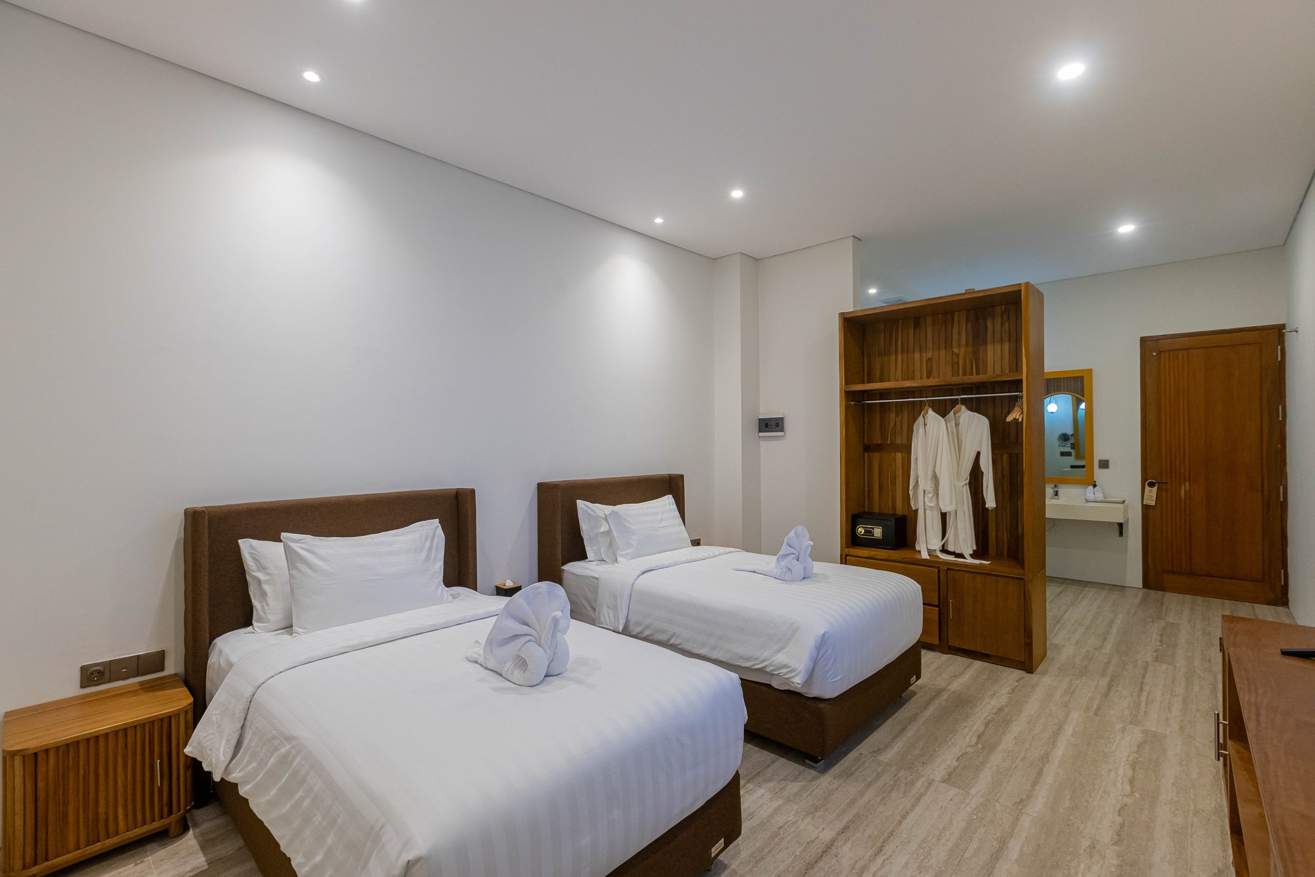 Deluxe Room 1